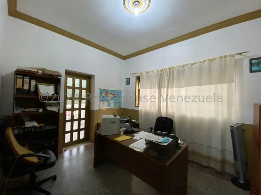 Edificio en Venta en Valle Abajo, Distrito Metropolitano - 19