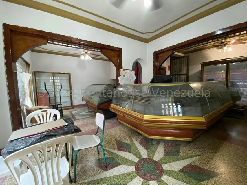 Edificio en Venta en Valle Abajo, Distrito Metropolitano - 4