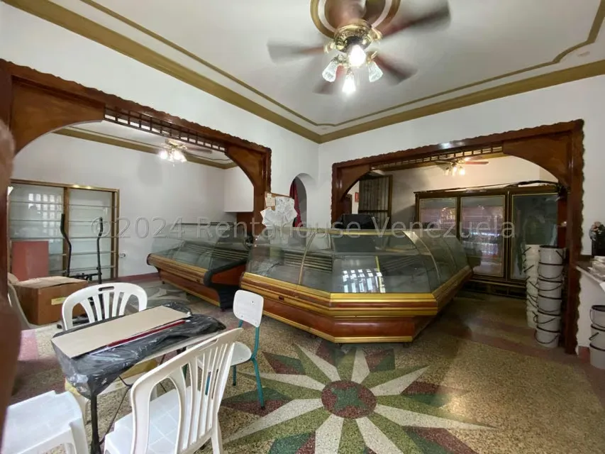 Edificio en Venta en Valle Abajo, Distrito Metropolitano - 5