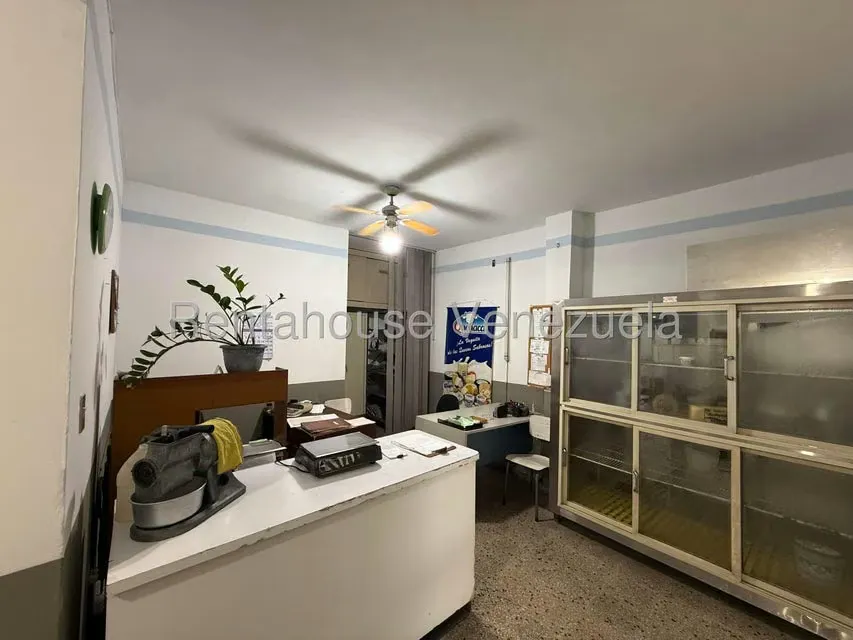 Edificio en Venta en Valle Abajo, Distrito Metropolitano - 41