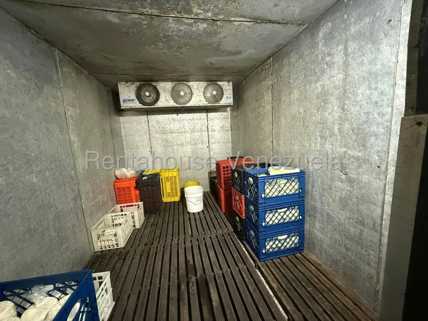 Edificio en Venta en Valle Abajo, Distrito Metropolitano - 50