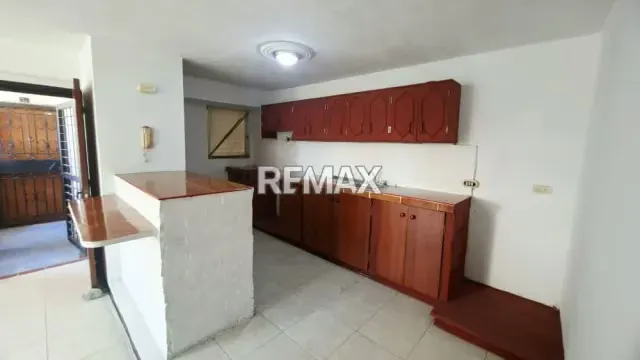 Residencias Bayona, Urb. Los Guayabitos, Naguanagua. - 10