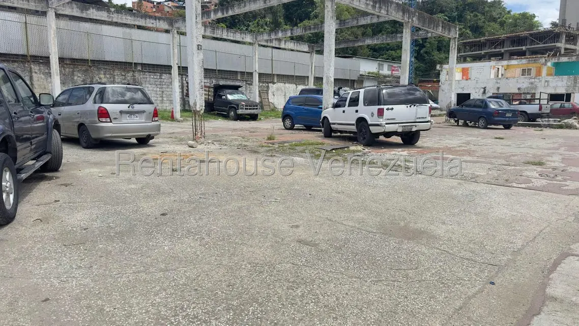 Terreno (Comercial) en Alquiler en Guaicay, Distrito Metropolitano - 13