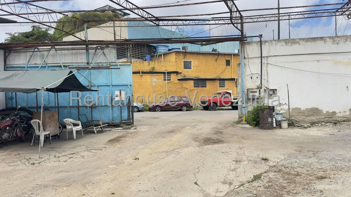 Terreno (Comercial) en Alquiler en Guaicay, Distrito Metropolitano - 15