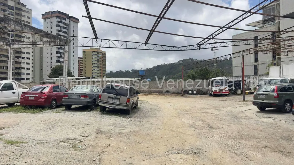 Terreno (Comercial) en Alquiler en Guaicay, Distrito Metropolitano - 16