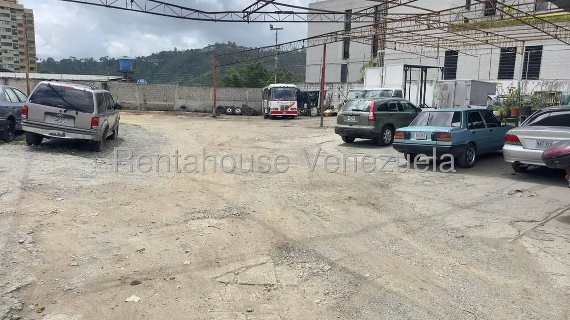 Terreno (Comercial) en Alquiler en Guaicay, Distrito Metropolitano - 17
