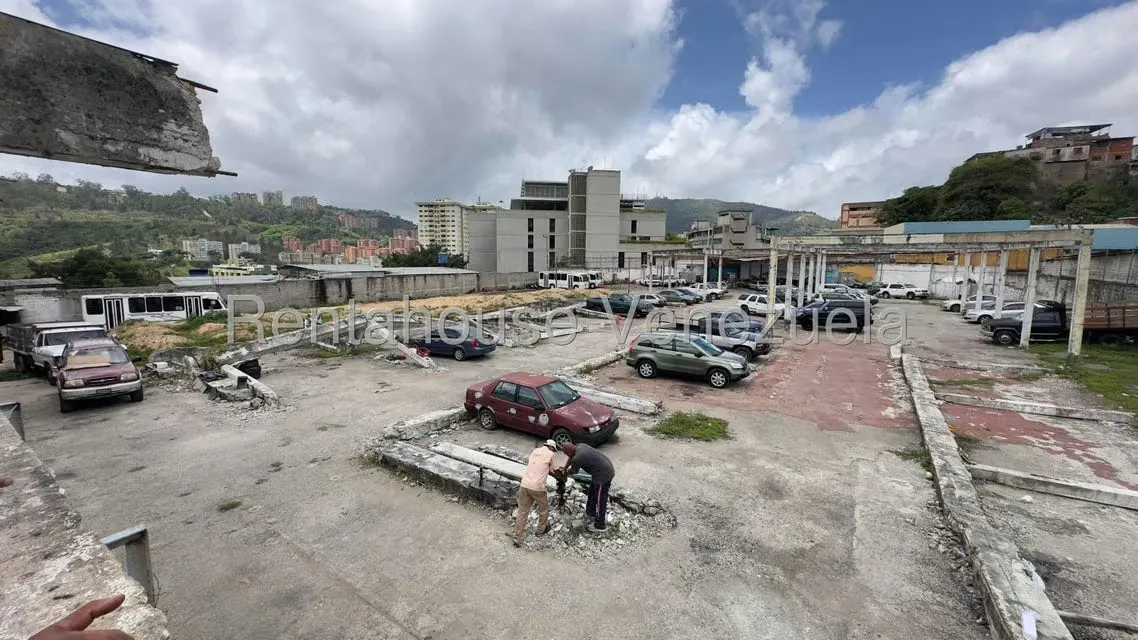 Terreno (Comercial) en Alquiler en Guaicay, Distrito Metropolitano - 24