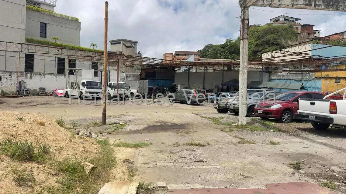 Terreno (Comercial) en Alquiler en Guaicay, Distrito Metropolitano - 10