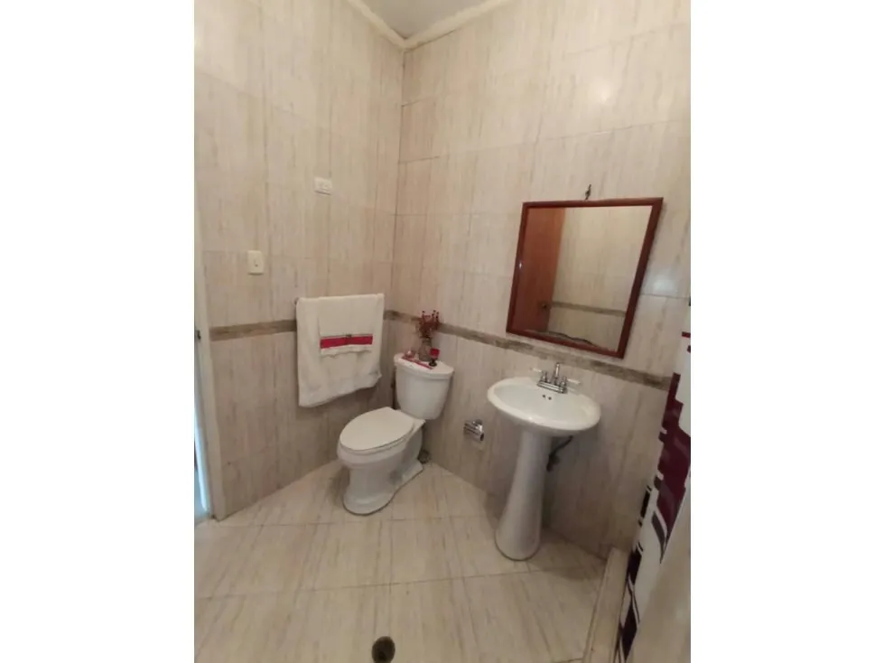 Alquilo anexo 72m2 La California Sur 0938 - 8