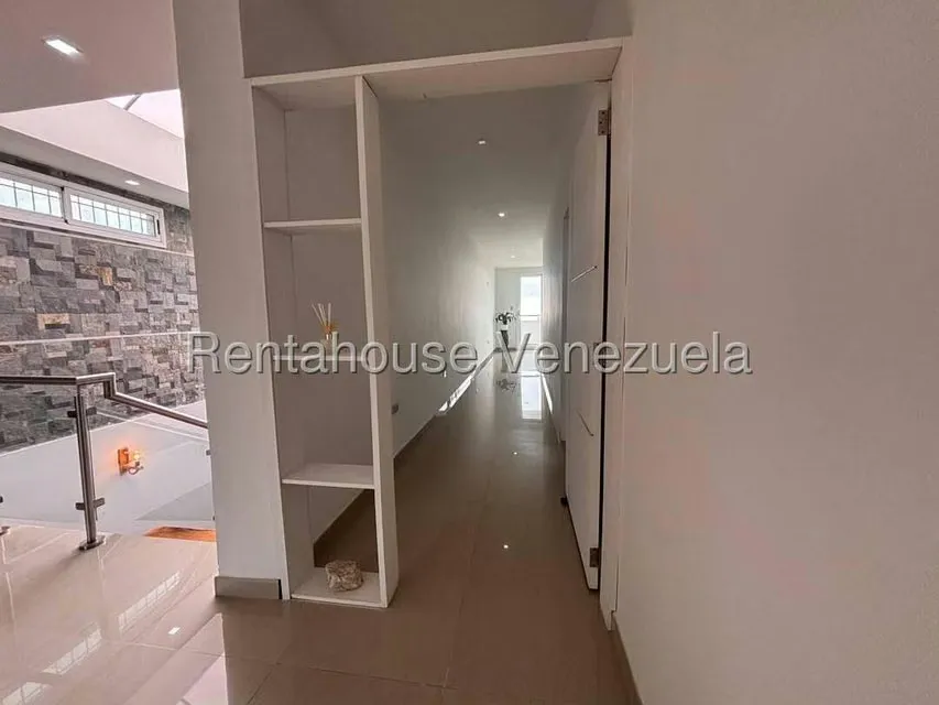 Casa (Duplex) en Venta en El Manzano, Lara - 23