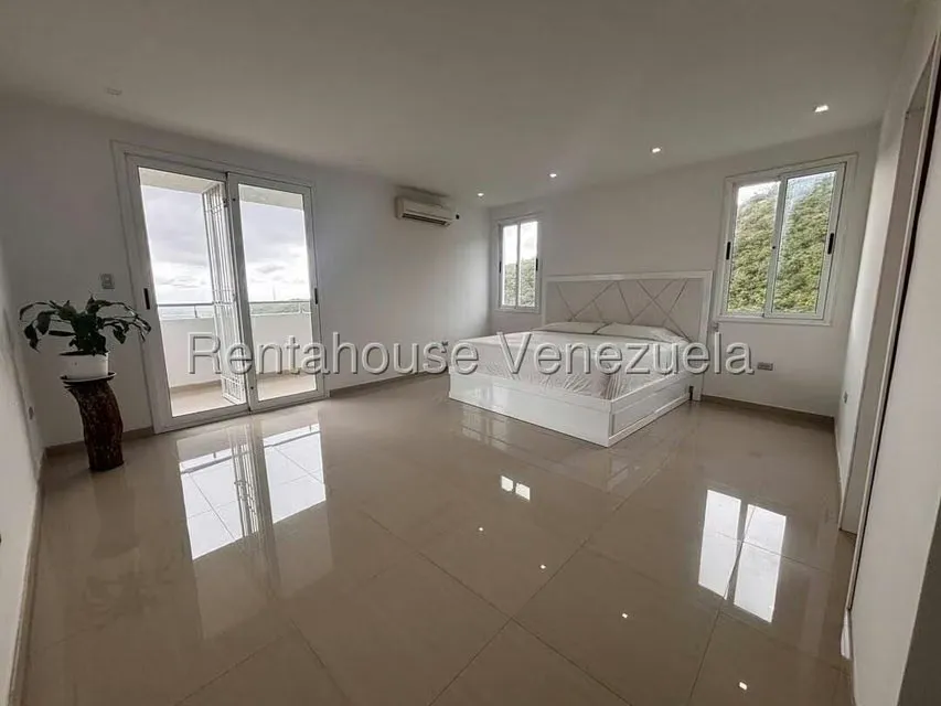 Casa (Duplex) en Venta en El Manzano, Lara - 26