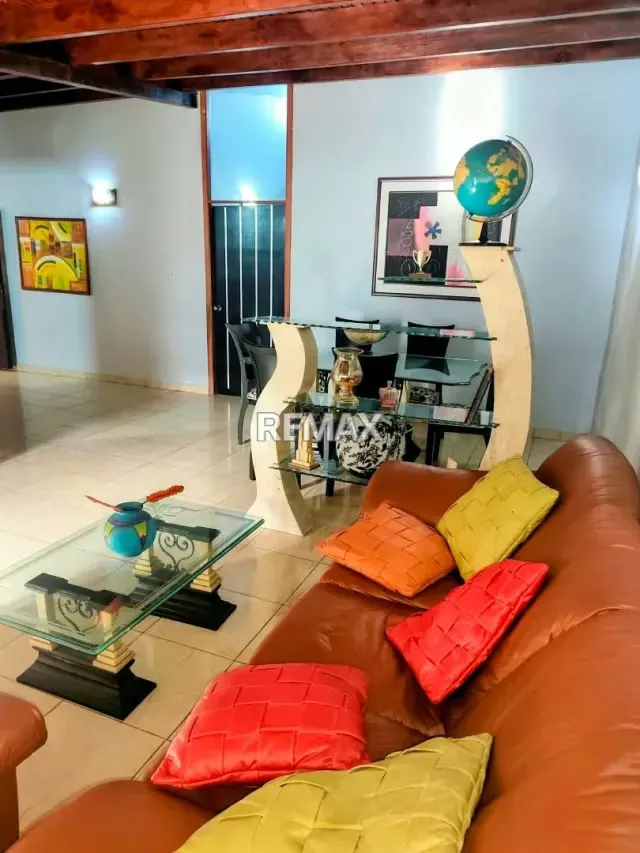 Propiedad de Uso Mixto en Esquina – El Naranjal, Naguanagua Comercial y Residencial, ubicada en la Urbanización El Naranjal, Naguanagua, Estado Carabobo. - 4
