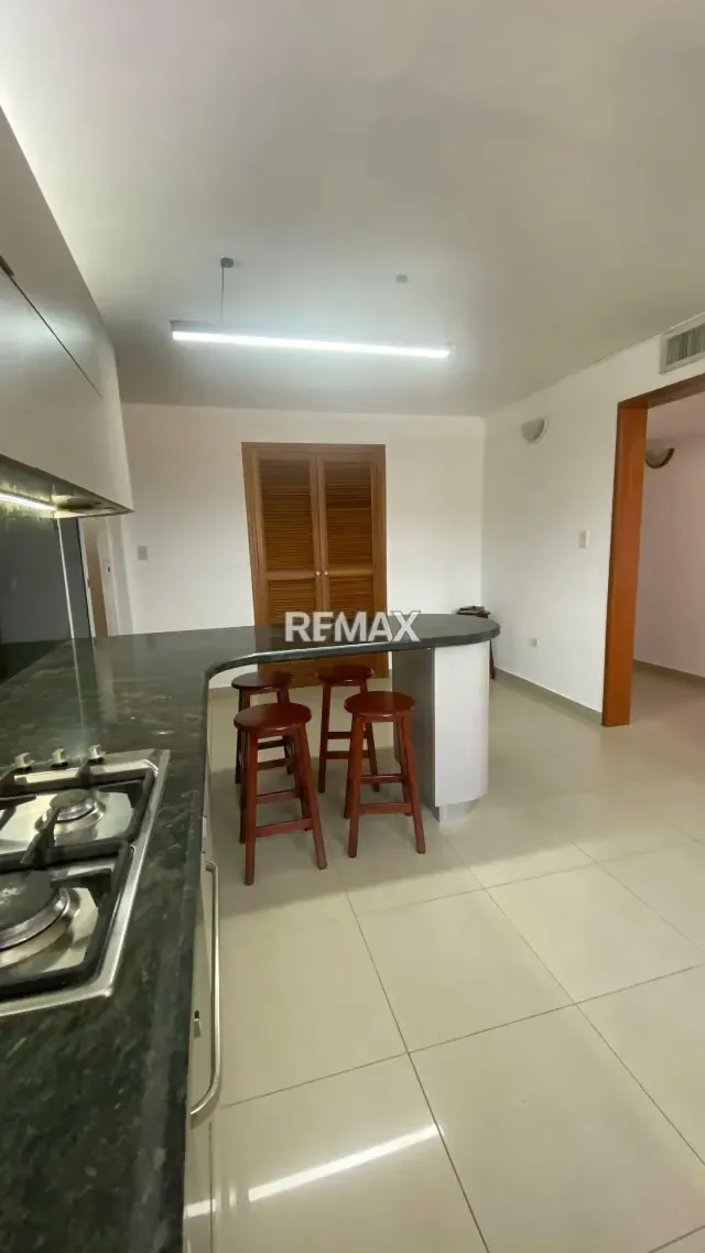 Se Alquila amplio y comodo apartamento en el CR Agua Villa Sector Pascal, Barcelona, Lecheria - 8