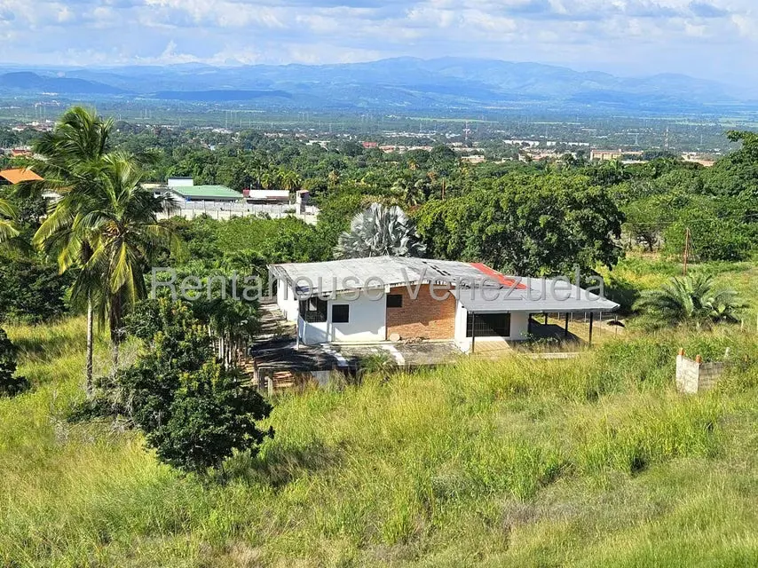 Comercial (Club Campestre) en Venta en Los Pinos, Lara