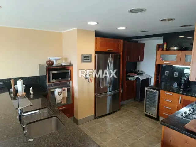 VENTA PH DUPLEX REMODELADO ESCAMPADERO 167MTS, 3H+S, 2.5B+S, 3E, MALETERO, HERMOSA VISTA AL AVILA 26-44 - 11