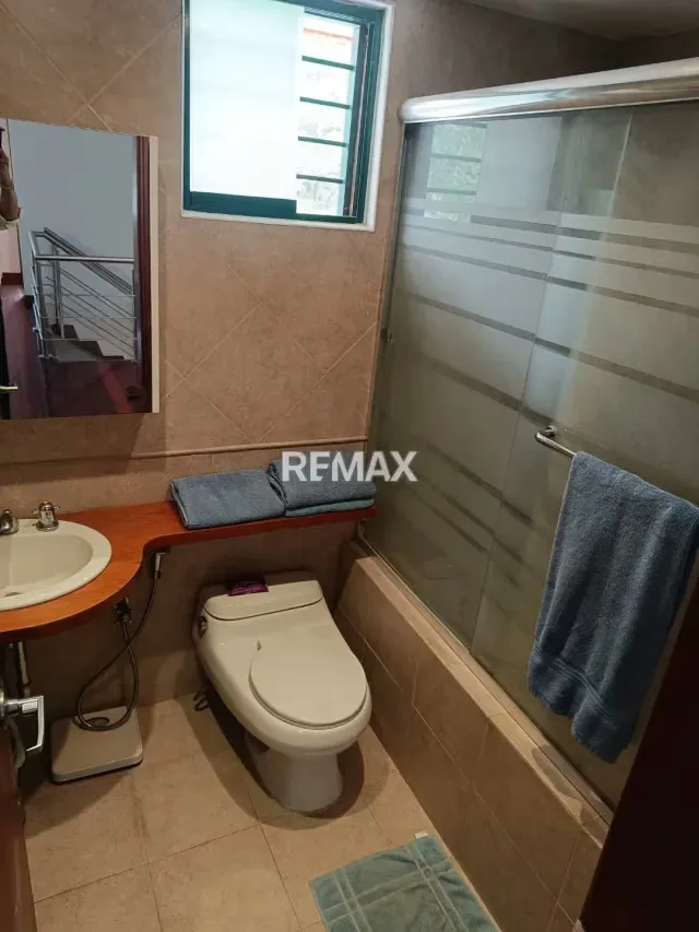 VENTA PH DUPLEX REMODELADO ESCAMPADERO 167MTS, 3H+S, 2.5B+S, 3E, MALETERO, HERMOSA VISTA AL AVILA 26-44 - 19