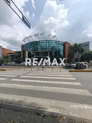 Local Comercial en Centro Comercial Sambil Chacao