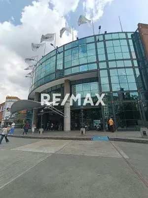 Local Comercial en Centro Comercial Sambil Chacao - 3