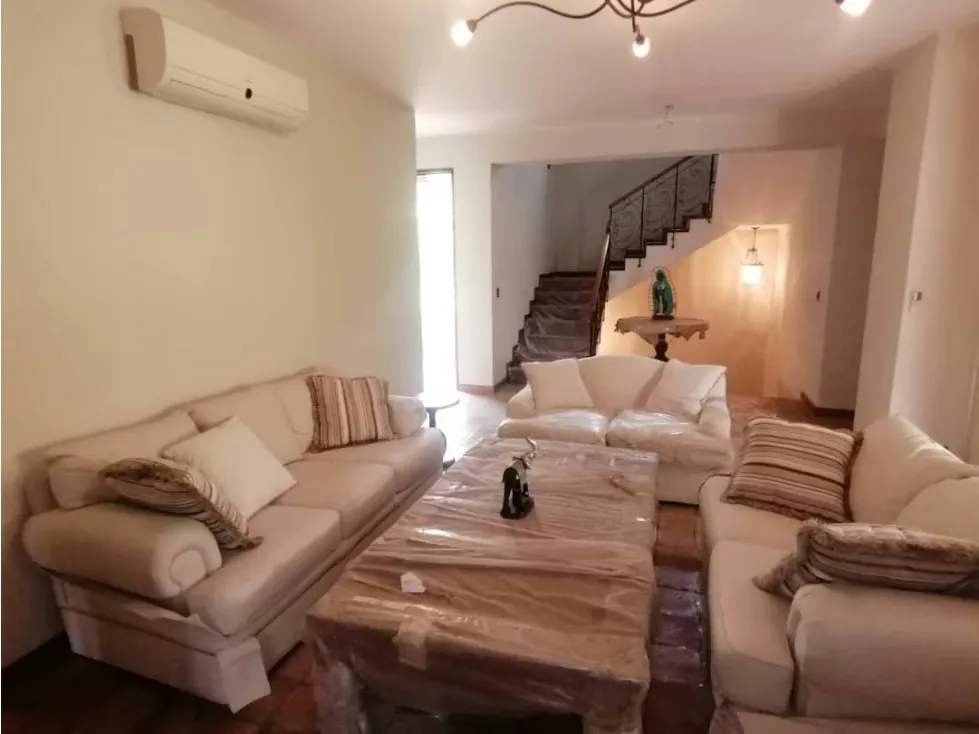 EN VENTA CASA EN LA FLORESTA 516m2 4h+s/4b+s/4p - 3