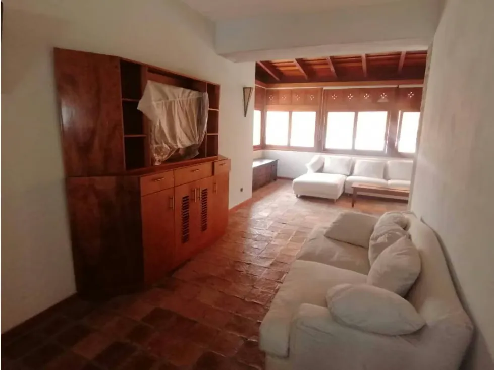 EN VENTA CASA EN LA FLORESTA 516m2 4h+s/4b+s/4p - 7
