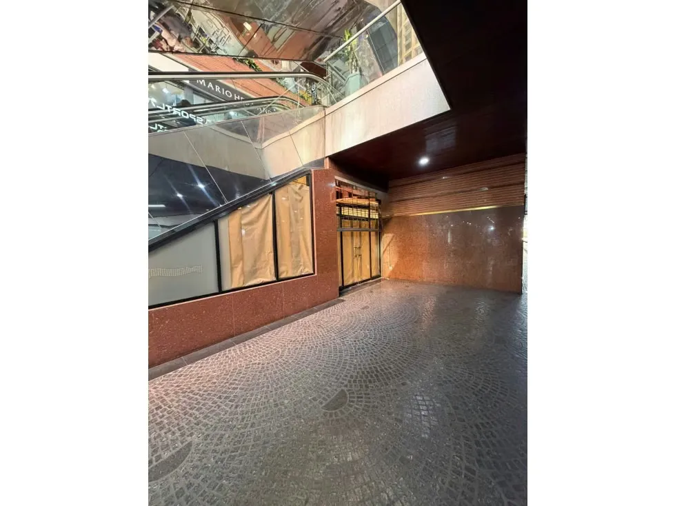 Local Comercial en Venta en el C.C San Ignacio 55 Mts2 - 2
