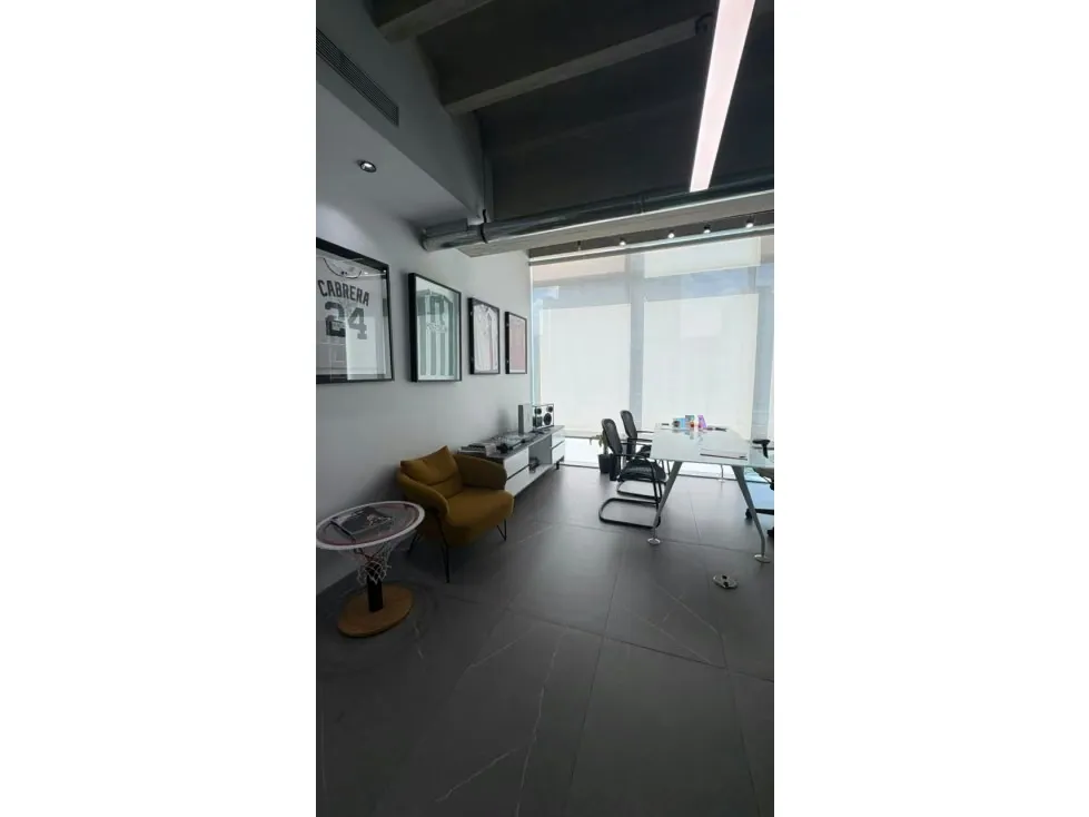 Oficina en venta 203m², Calle California - 9