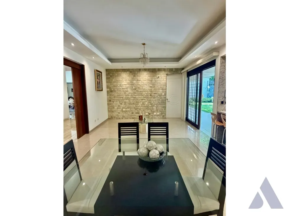 Se vende casa 730m2 4h/6b/4p Caurimare 4790 - 31