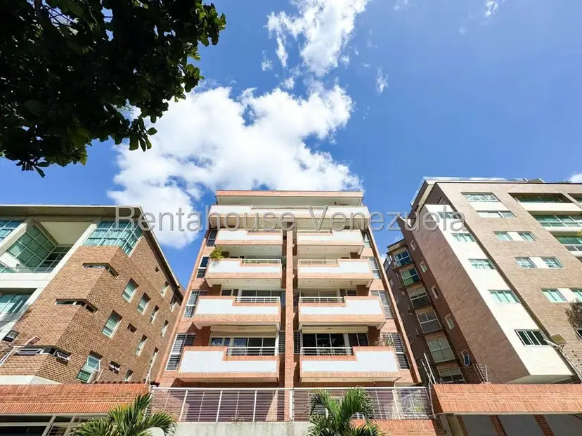 Apartamento (1 Nivel) en Alquiler en Los Naranjos de Las Mercedes, Distrito Metropolitano