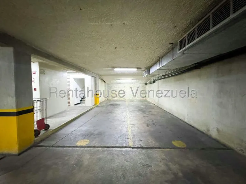 Apartamento (1 Nivel) en Alquiler en Los Naranjos de Las Mercedes, Distrito Metropolitano - 14