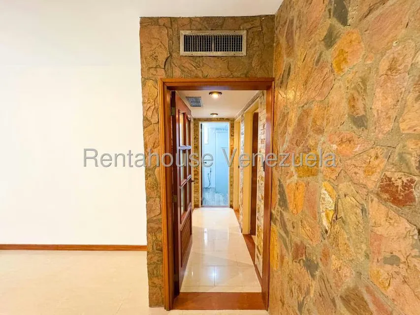 Apartamento (1 Nivel) en Alquiler en Los Naranjos de Las Mercedes, Distrito Metropolitano - 17