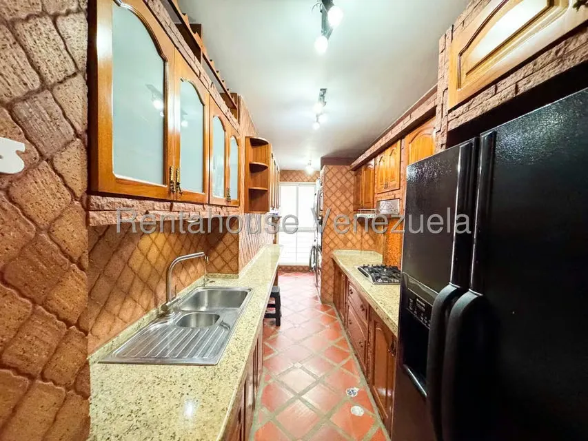 Apartamento (1 Nivel) en Alquiler en Los Naranjos de Las Mercedes, Distrito Metropolitano - 35