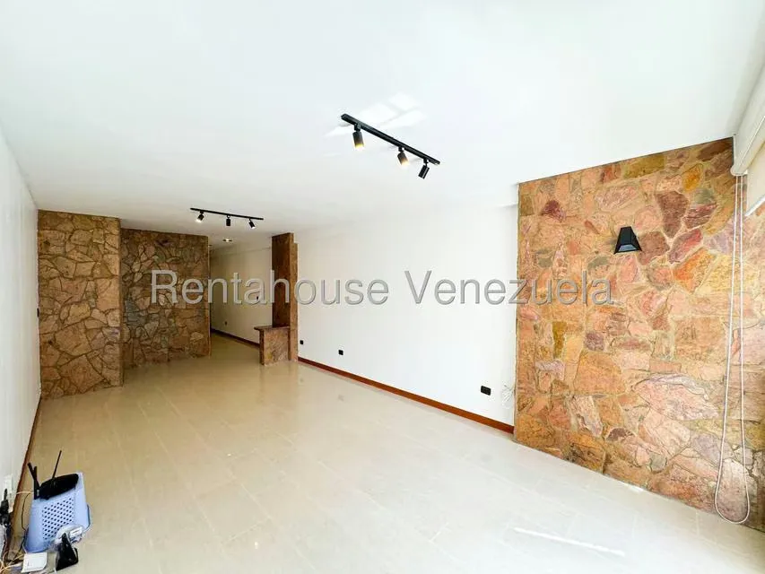 Apartamento (1 Nivel) en Alquiler en Los Naranjos de Las Mercedes, Distrito Metropolitano - 8