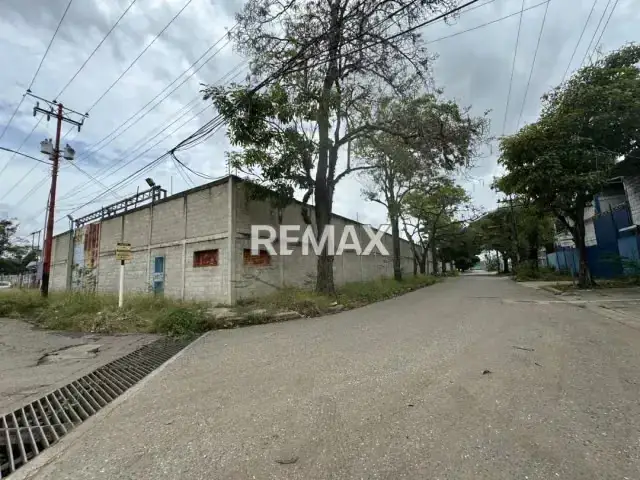 Venta de Galpón Zona Industrial La Quizanda Valencia