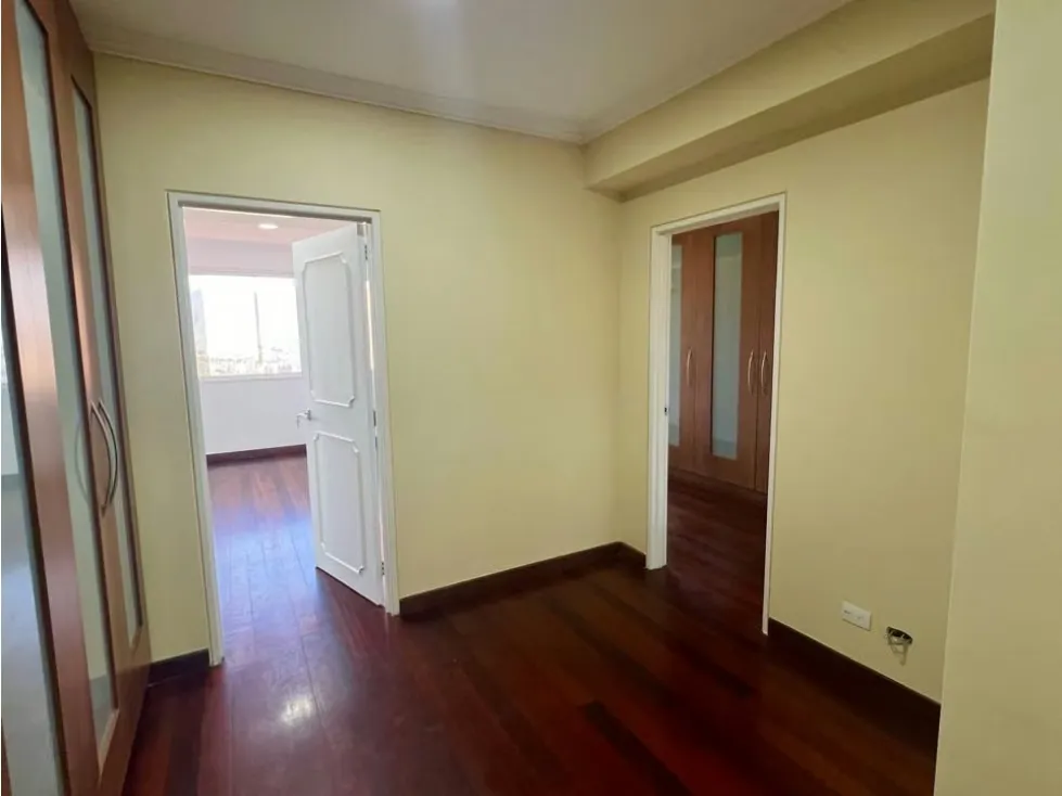 En Venta o Alquiler Apartamento PH en La Tahona, Baruta, Caracas - 18