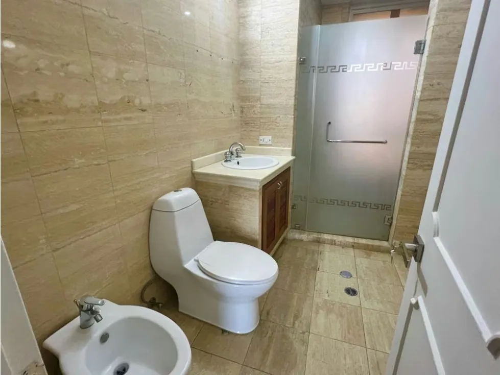 En Venta o Alquiler Apartamento PH en La Tahona, Baruta, Caracas - 24