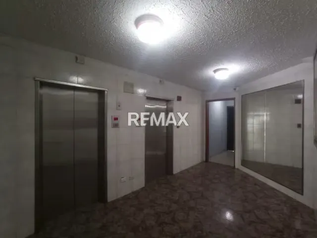 Venta de apartamentos en la Urbina - 5