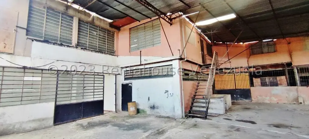 Comercial (Edificio) en Venta en Municipio Carrizal, Miranda - 9