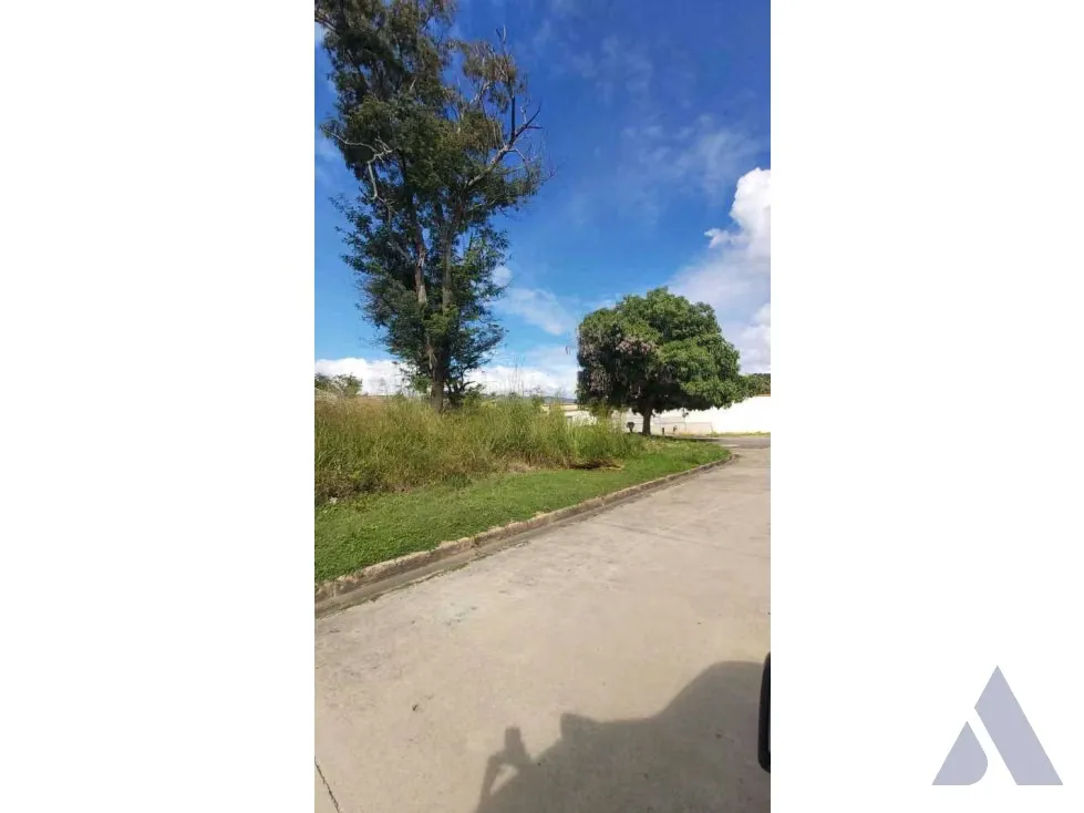 Vendo terreno 1674m2 Guataparo Country - Valencia 6113
