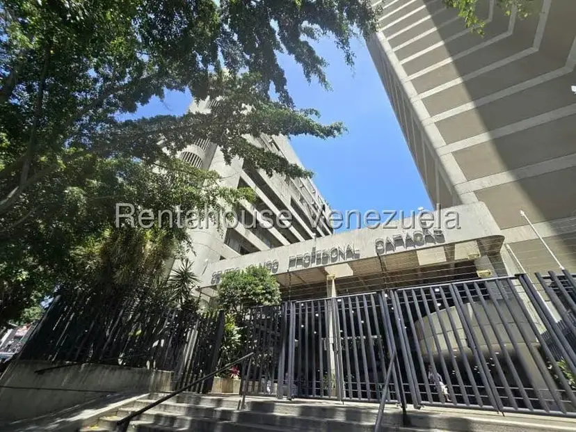 Comercial (Consultorio Medico) en Alquiler en San Bernardino, Distrito Metropolitano