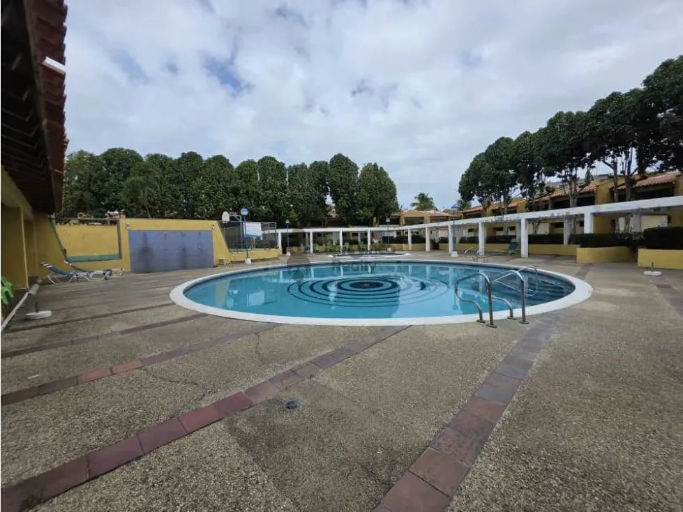 Nueva Captación ! Se Vende Town House. En Río Chico - 19