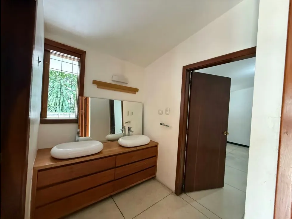 Casa en venta 530m2 4H+S/4.5B+S/3P Altamira - 9