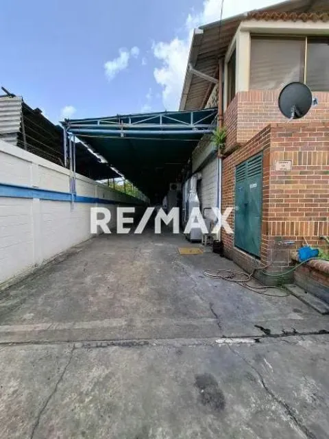 Venta Galpón - Zona Industrial Municipal Norte - Valencia (2.686 Mts.) - 3