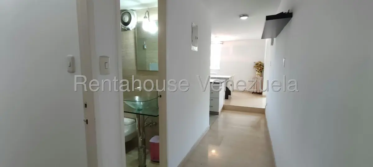 Apartamento (1 Nivel) en Alquiler en El Hatillo, Distrito Metropolitano - 17