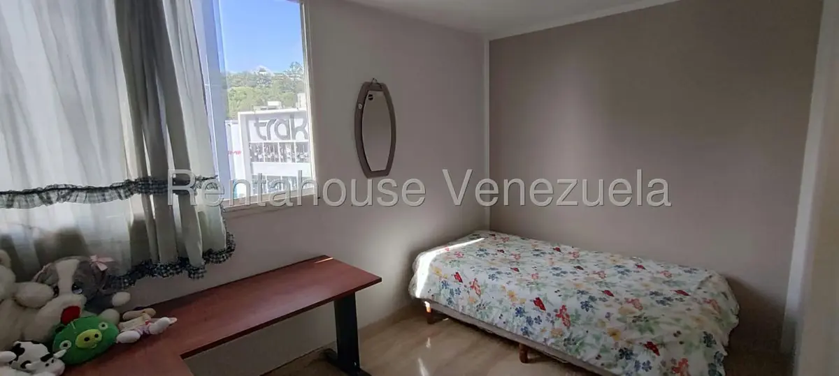 Apartamento (1 Nivel) en Alquiler en El Hatillo, Distrito Metropolitano - 23