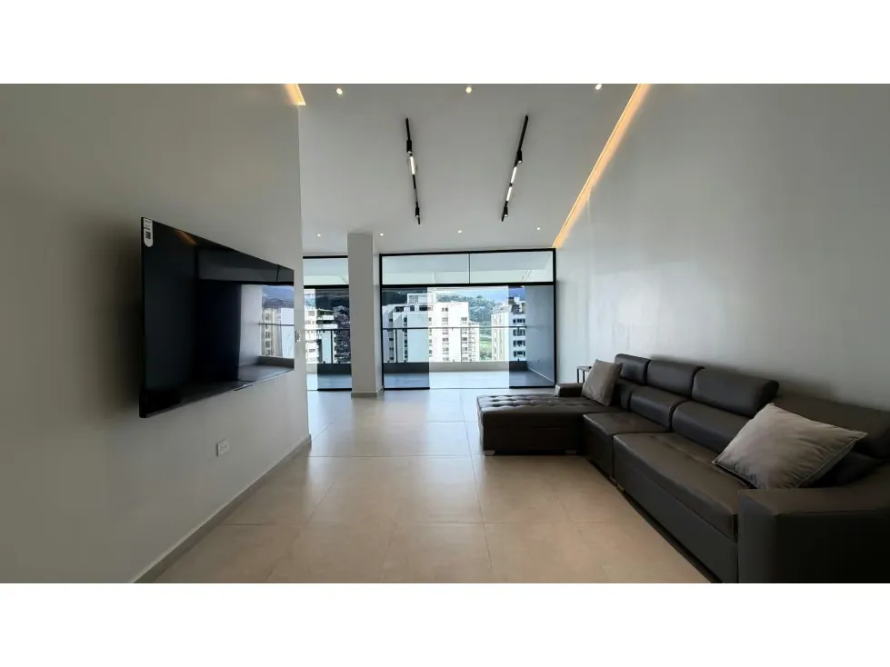 En Venta PH Santa Fe Norte 200M2, calle cerrada. 4H+3B+2PE - 5