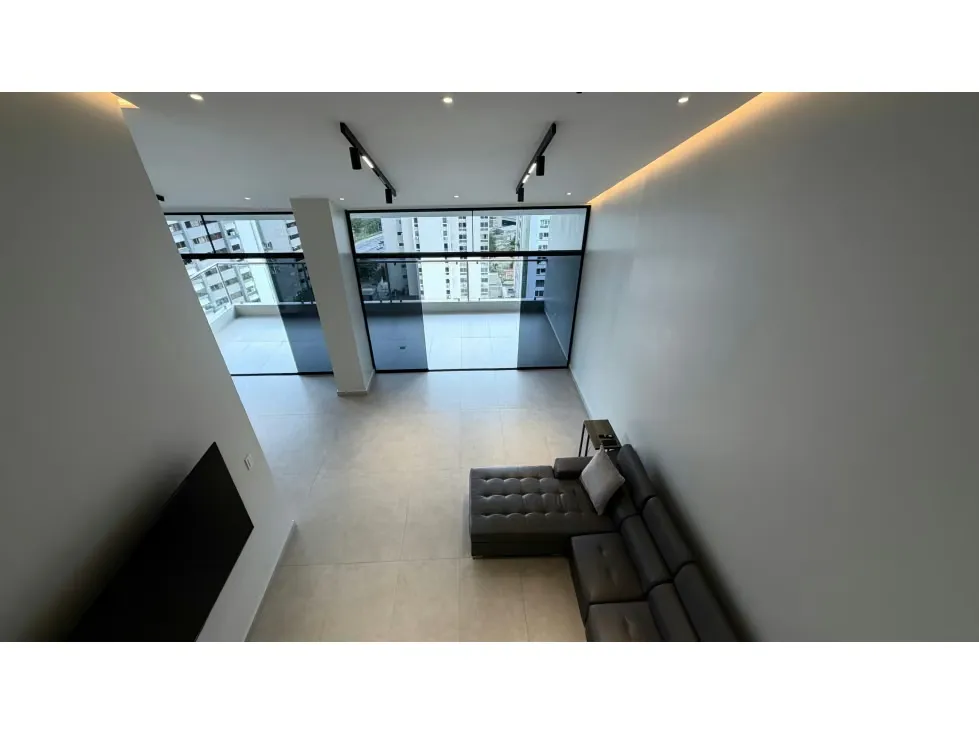 En Venta PH Santa Fe Norte 200M2, calle cerrada. 4H+3B+2PE - 8