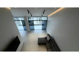 View 8