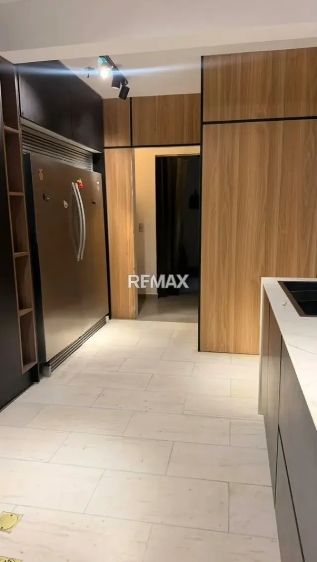 En Venta Hermosa y funcional casa en la exclusiva Urbanización Ciudad Roca - 2