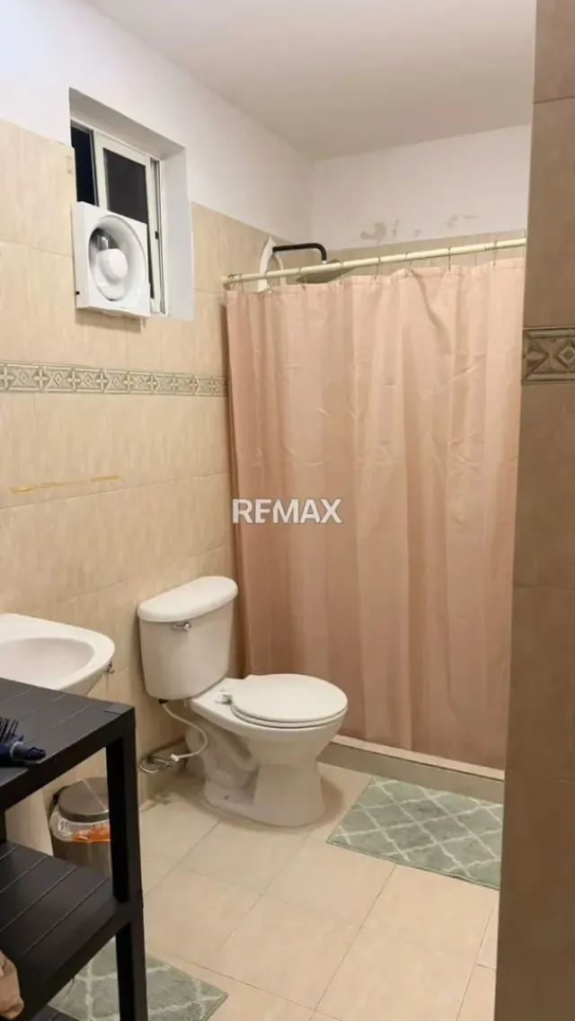 En Venta Hermosa y funcional casa en la exclusiva Urbanización Ciudad Roca - 6