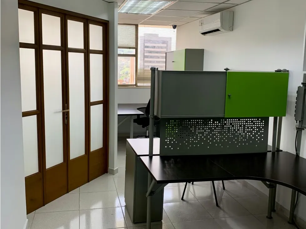 ALQUILER OFICINA SABANA GRANDE 50m2 (YG)